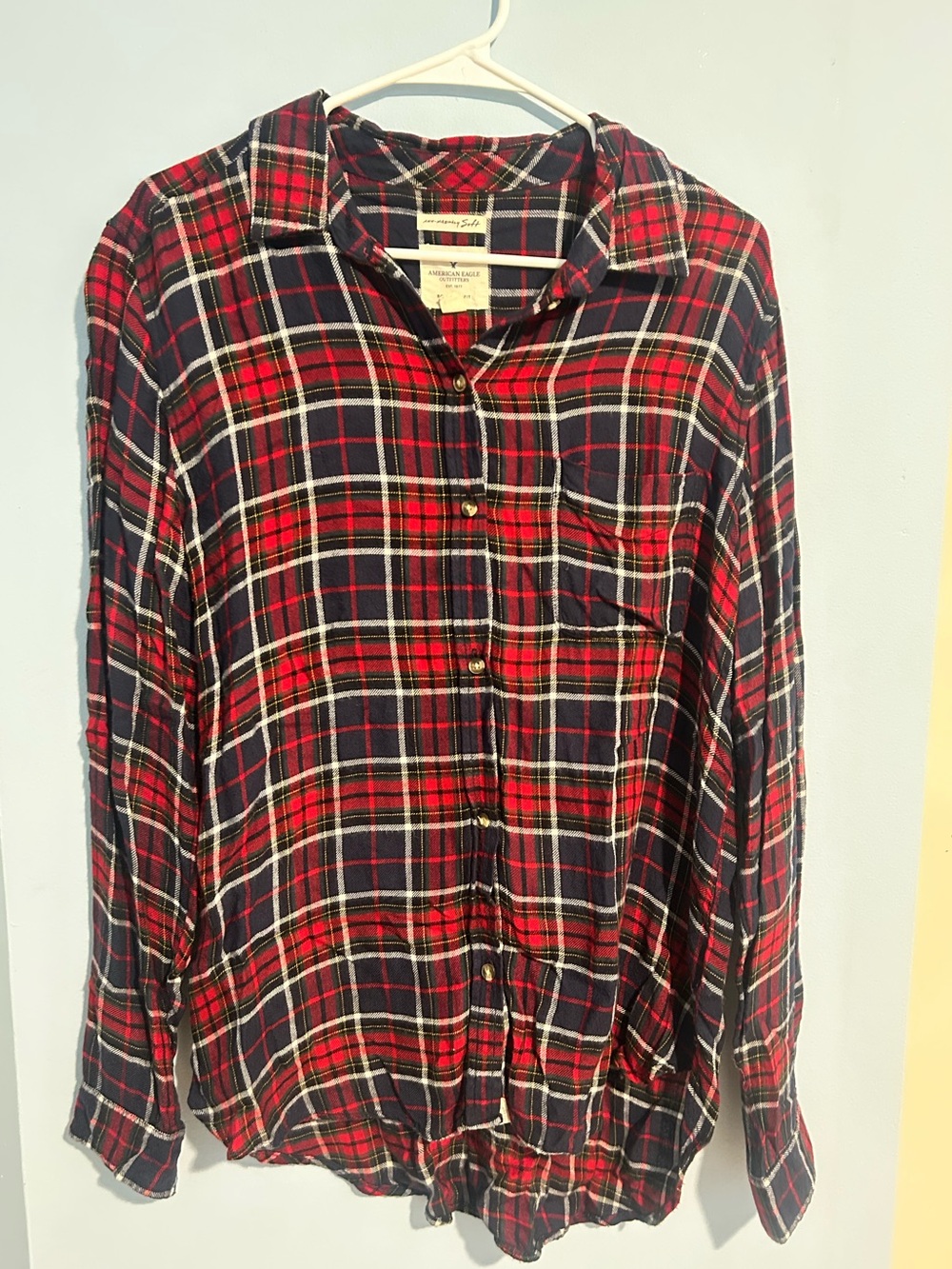 American Eagle Outfitters Red & Navy Plaid Button-Down Shirt